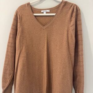 Chico's Tan V-Neck Long Sleeve Top